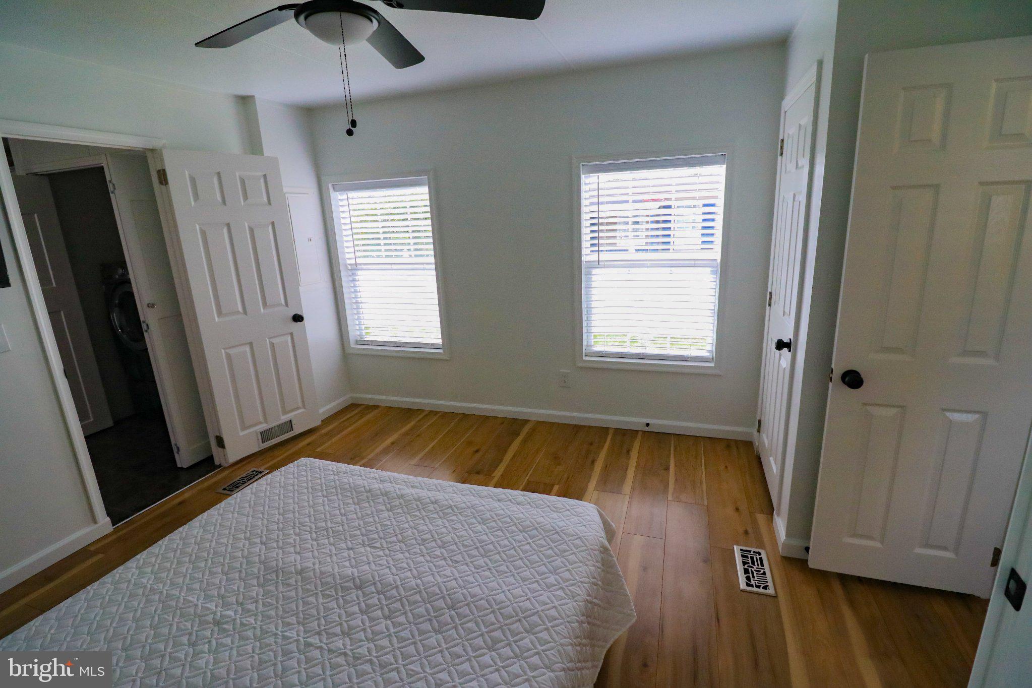 REGENCY LAKES - Residential