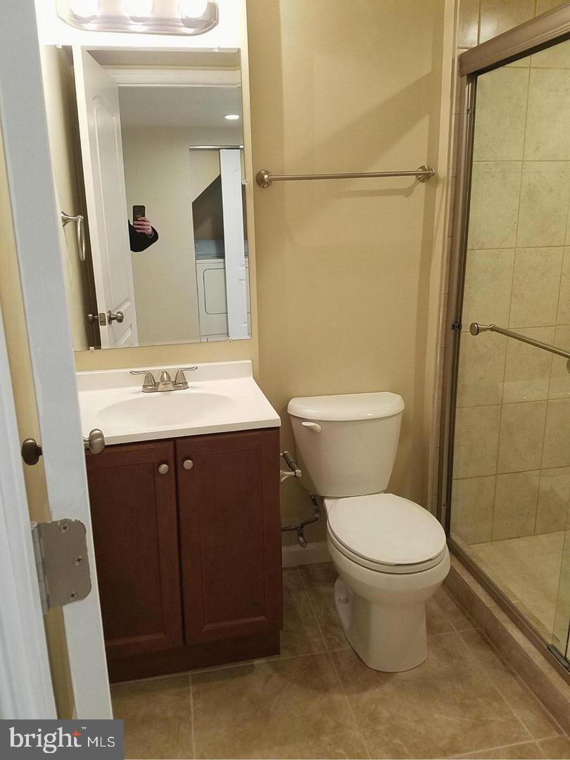 ANDOVER HEIGHTS - Residential Lease