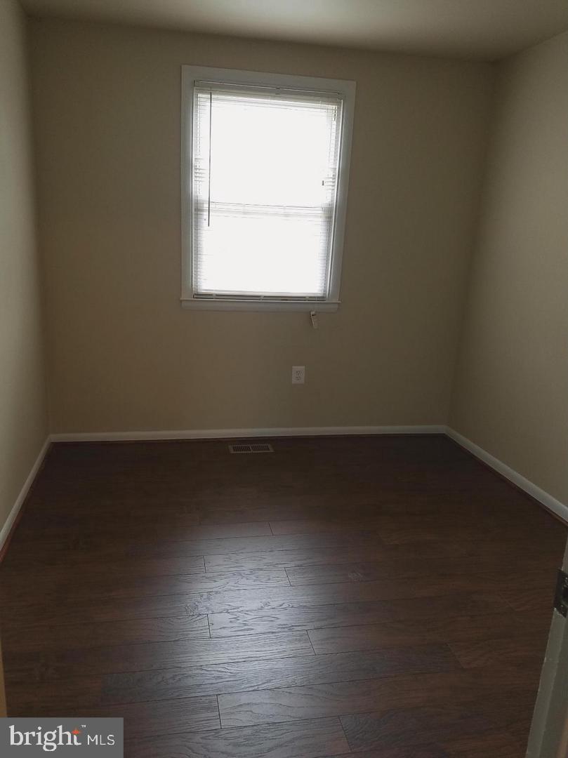 ANDOVER HEIGHTS - Residential Lease