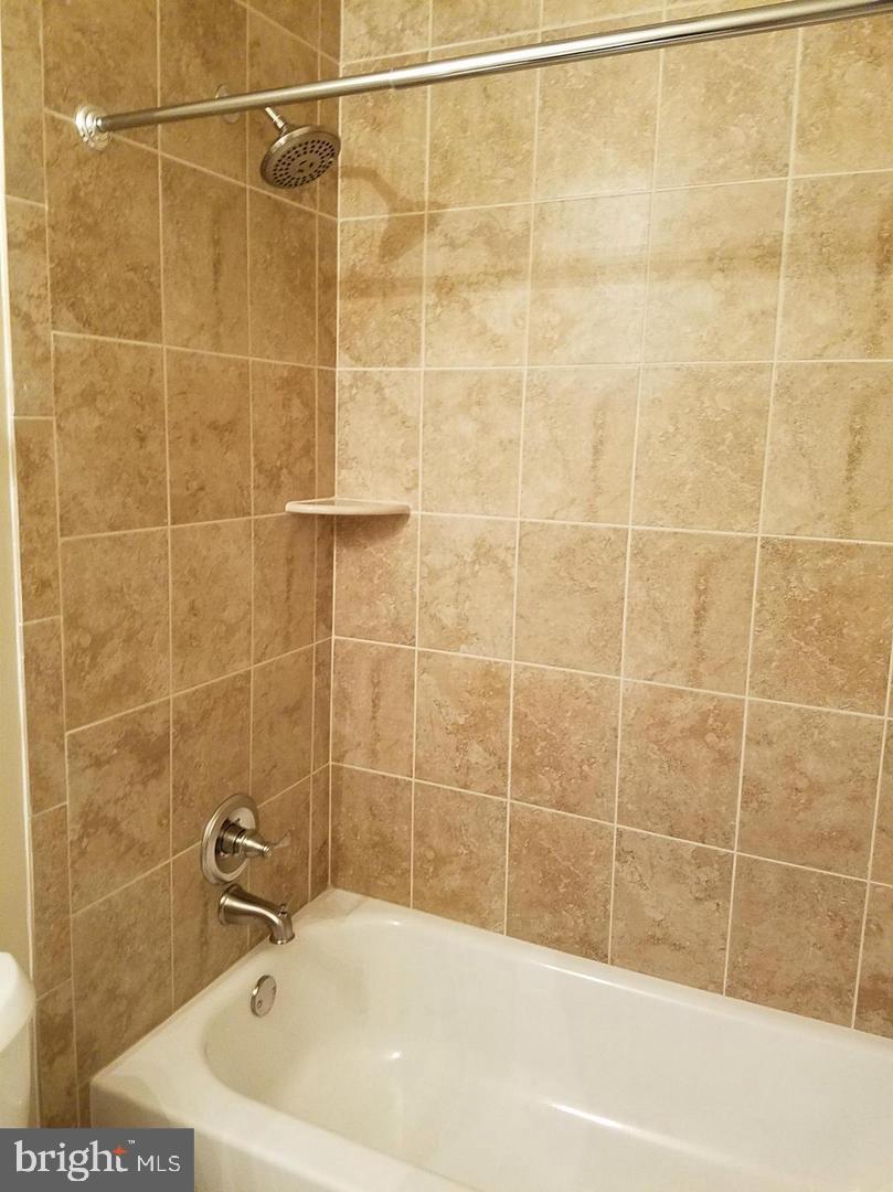 ANDOVER HEIGHTS - Residential Lease