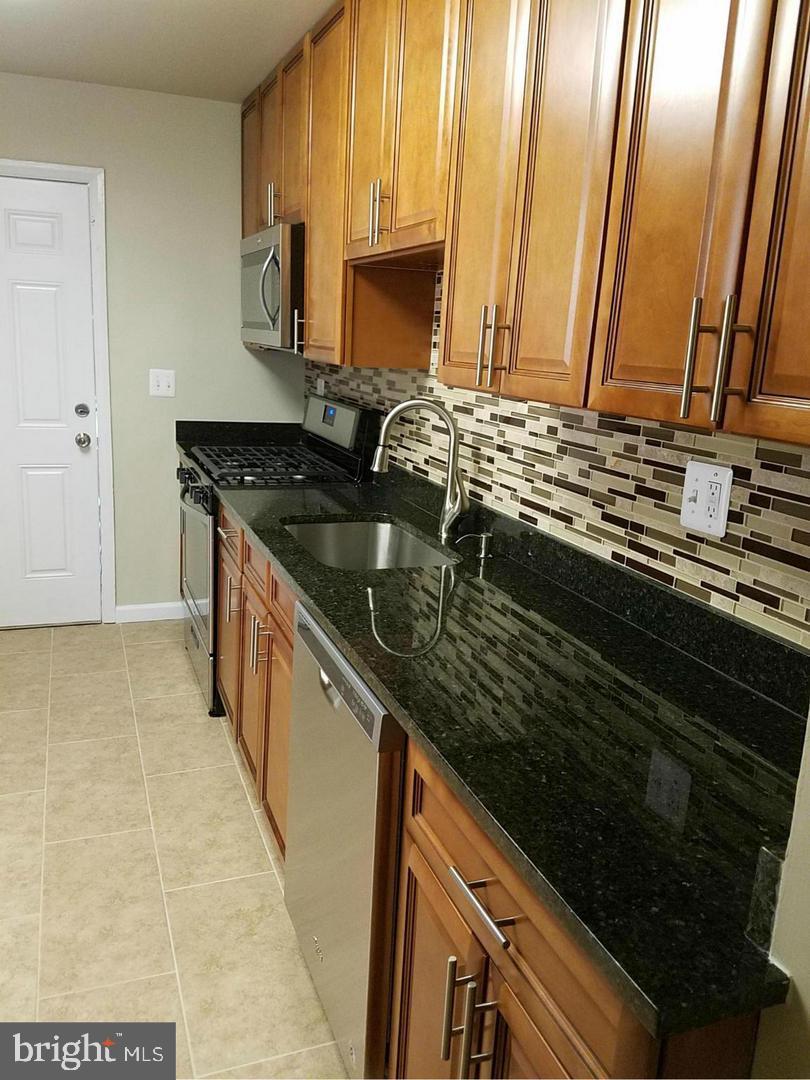 ANDOVER HEIGHTS - Residential Lease