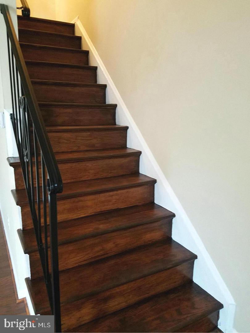ANDOVER HEIGHTS - Residential Lease