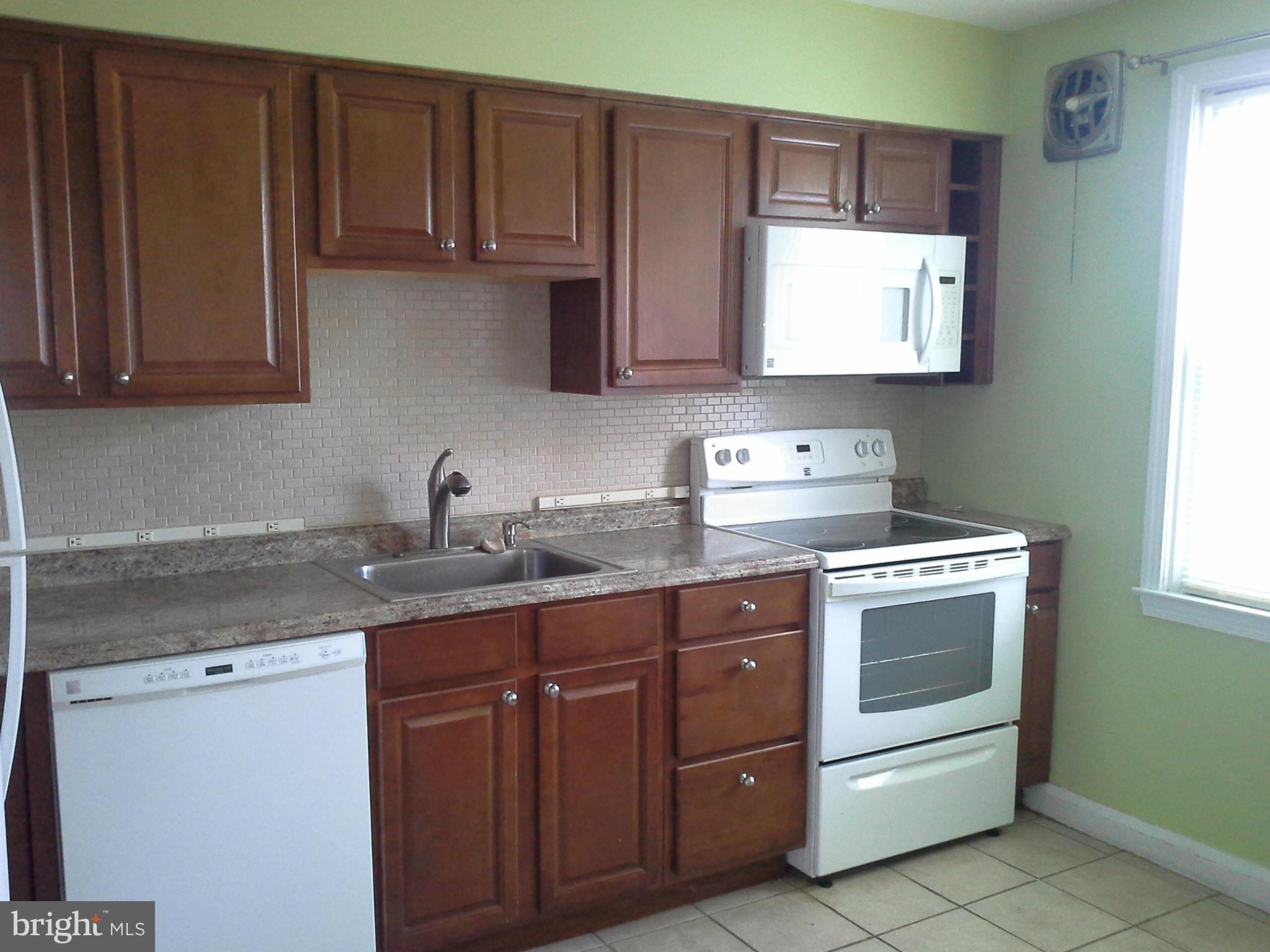 PHILADELPHIA HEIGHTS - Residential