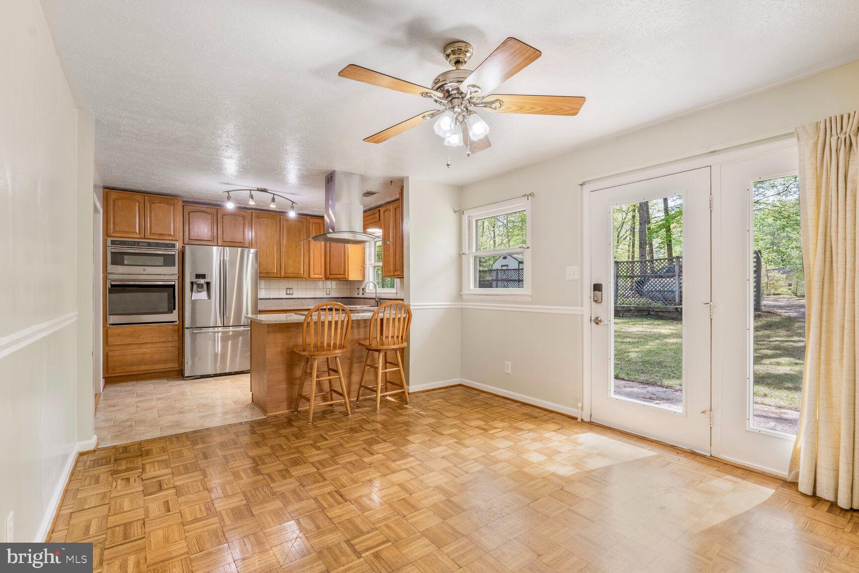 LAKE JACKSON - Residential