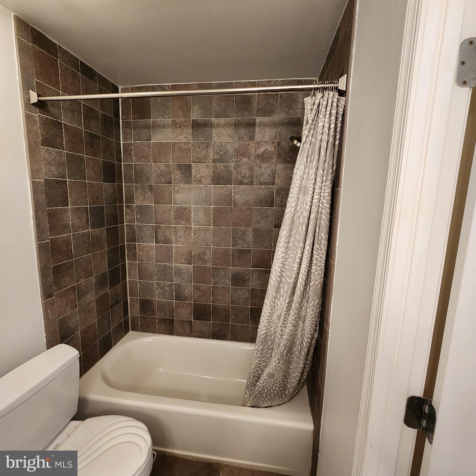 WASHINGTON SQ WEST - Residential