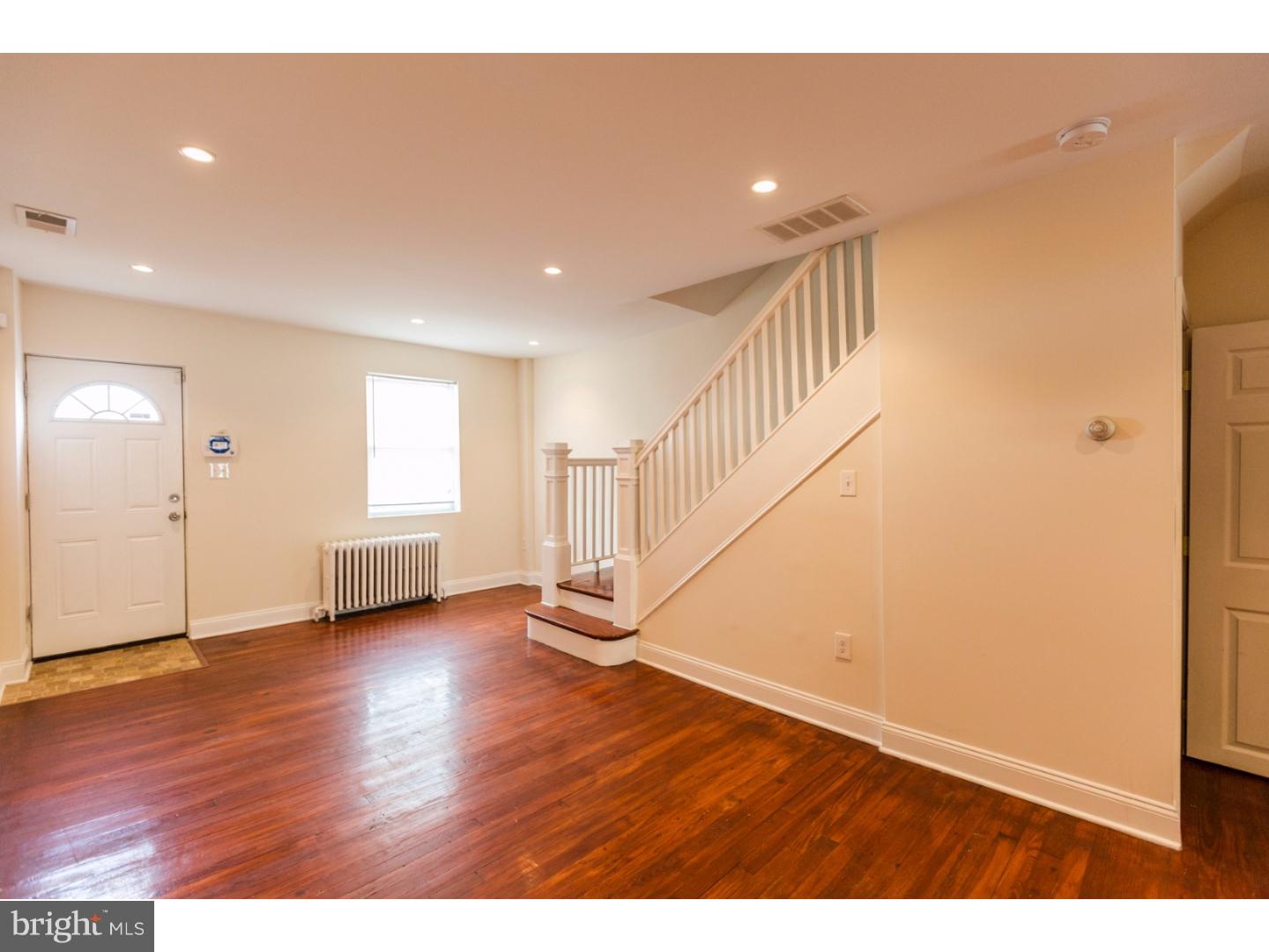 KENSINGTON - Residential