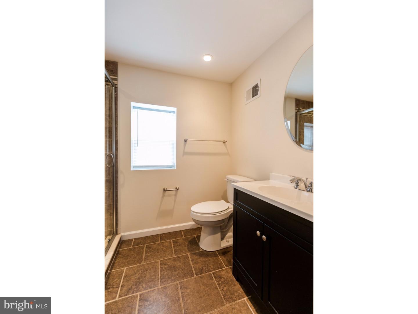 KENSINGTON - Residential