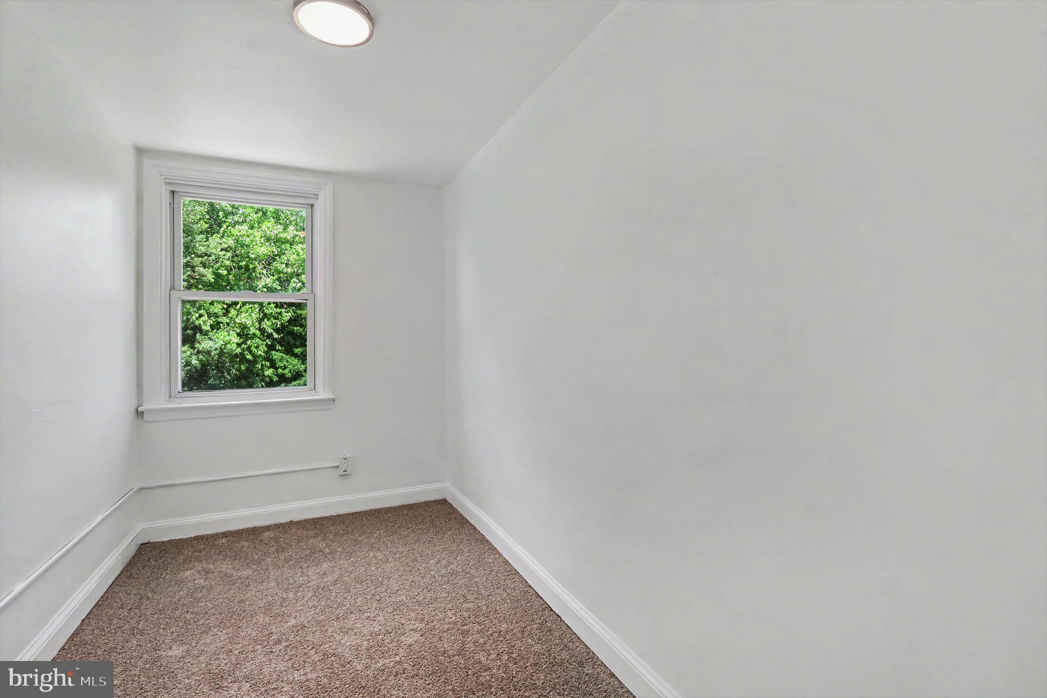 CLIFTON HEIGHTS - Residential