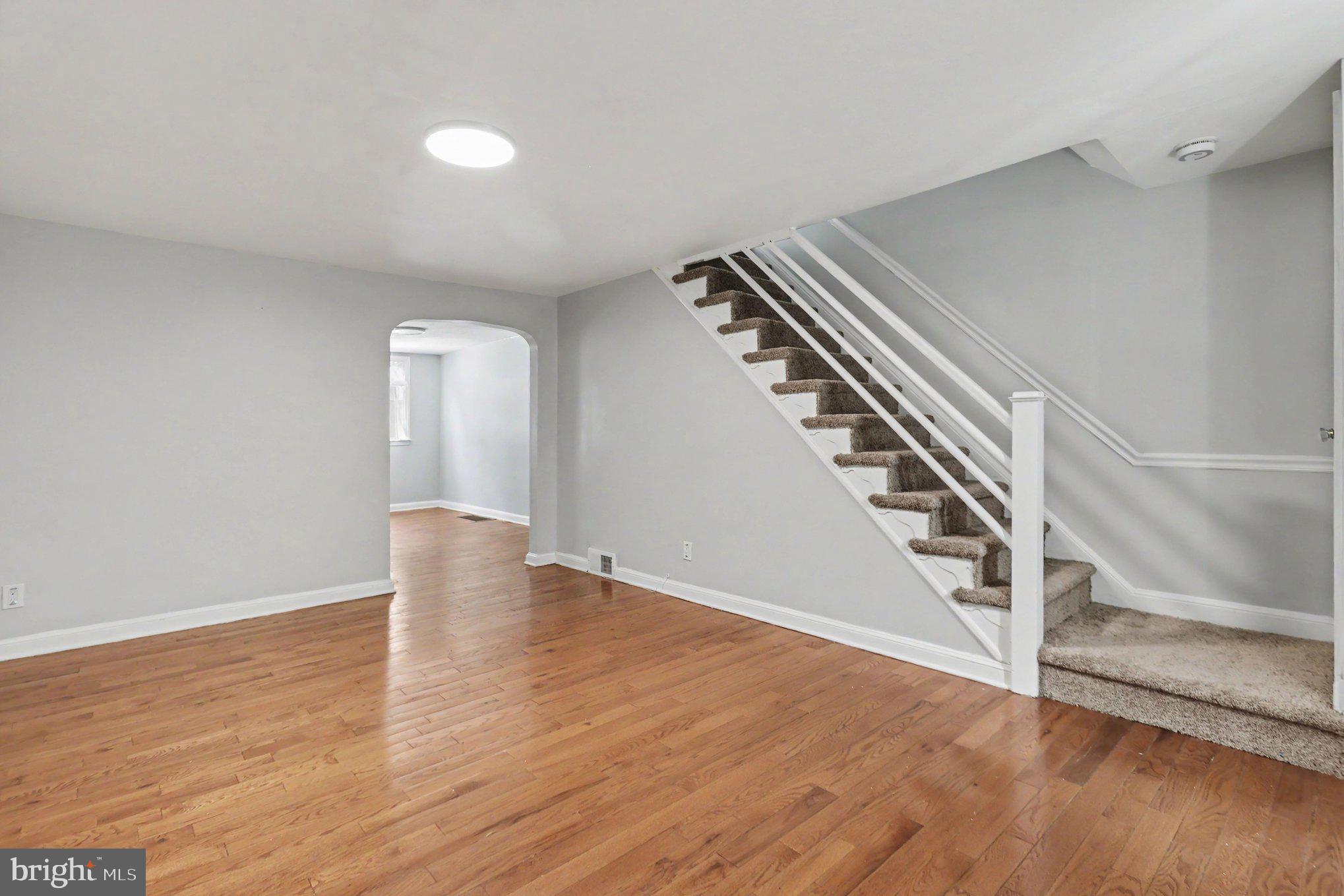 CLIFTON HEIGHTS - Residential