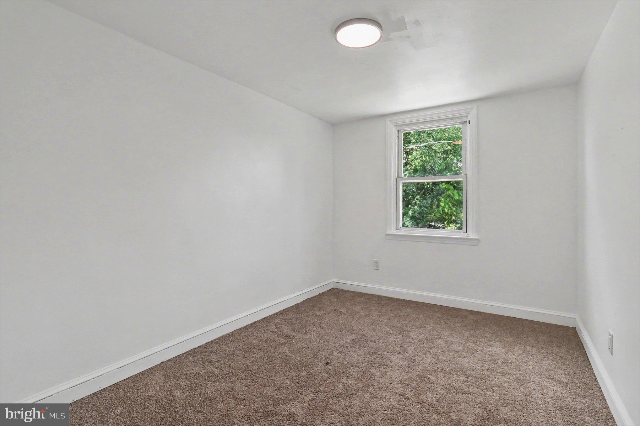 CLIFTON HEIGHTS - Residential