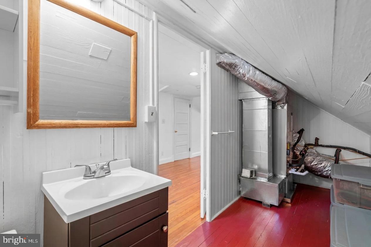 HYATTSVILLE - Residential