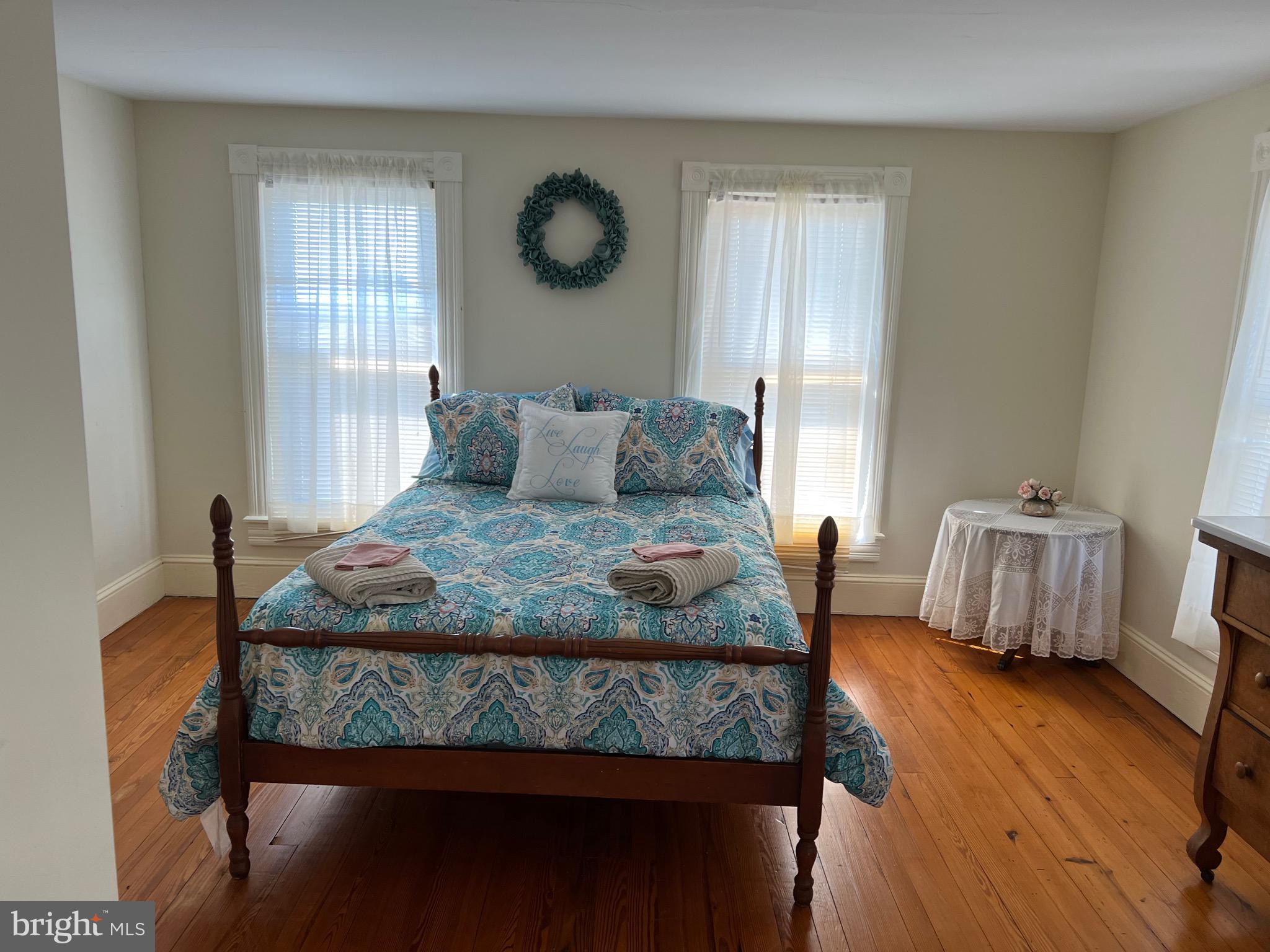 HOOPERS ISLAND - Residential