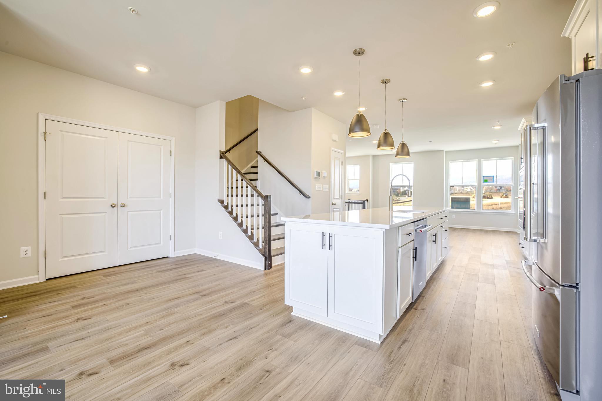 TUSCARORA CREEK - Residential