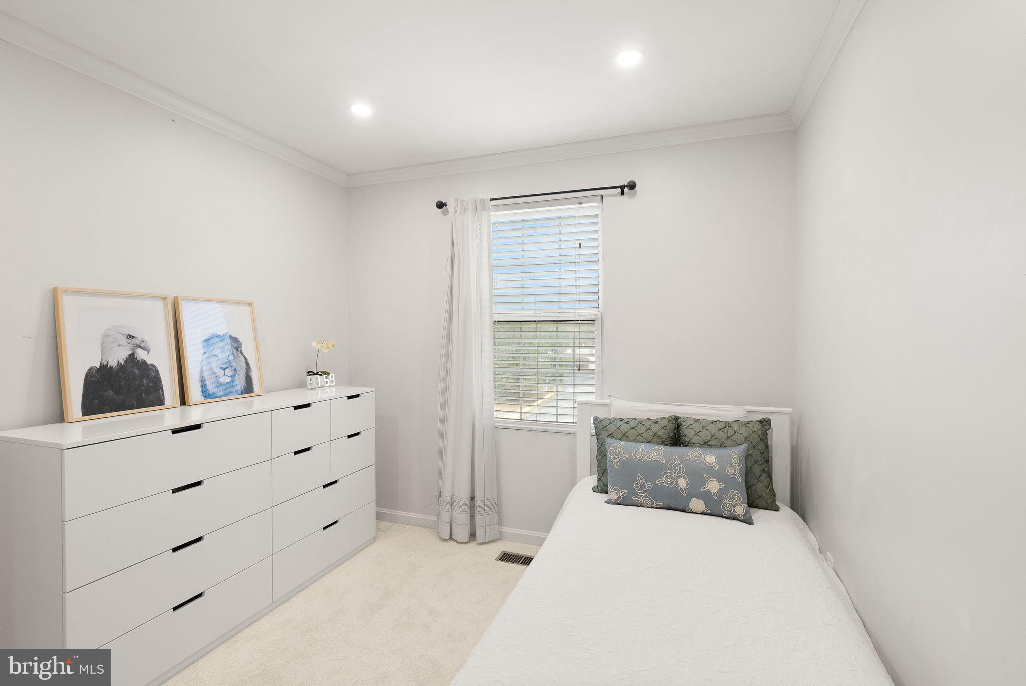 CENTREVILLE GREEN - Residential