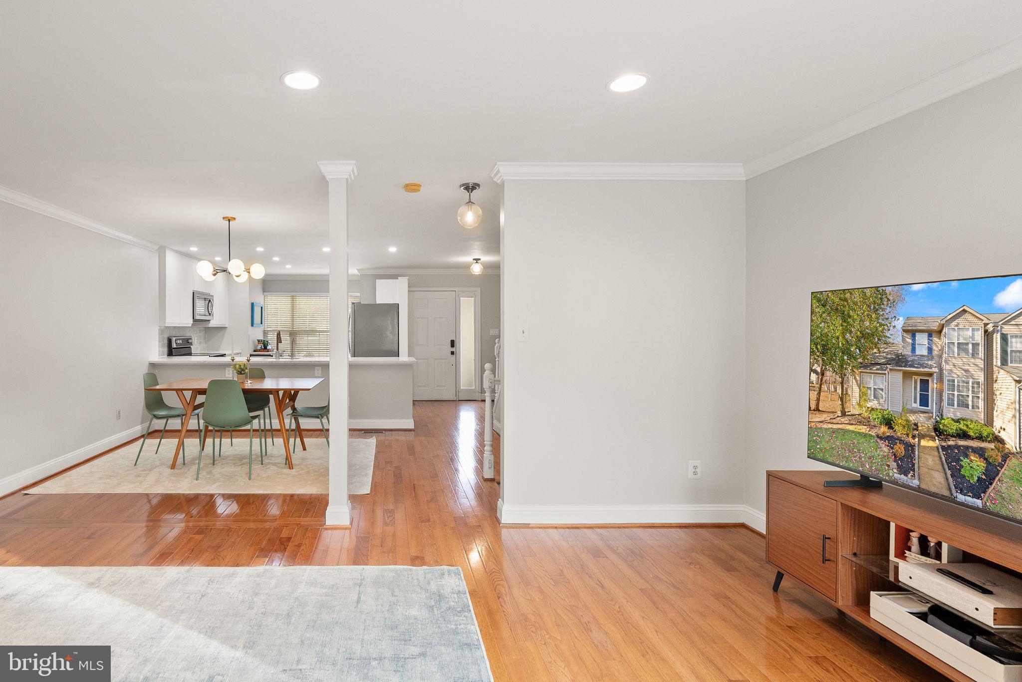 CENTREVILLE GREEN - Residential