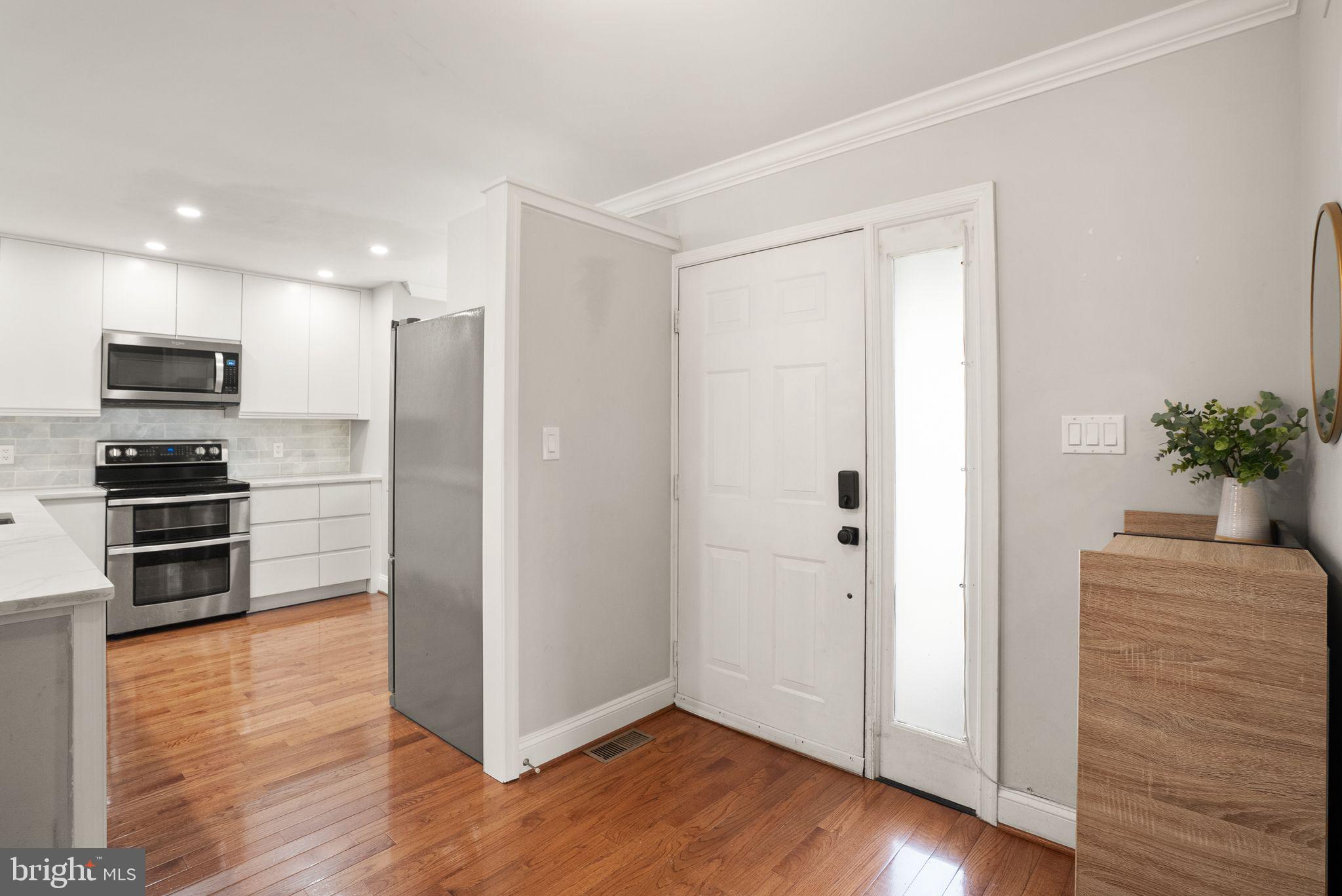 CENTREVILLE GREEN - Residential