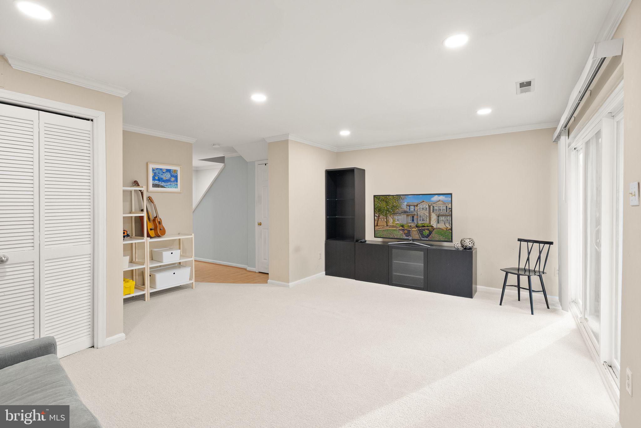 CENTREVILLE GREEN - Residential