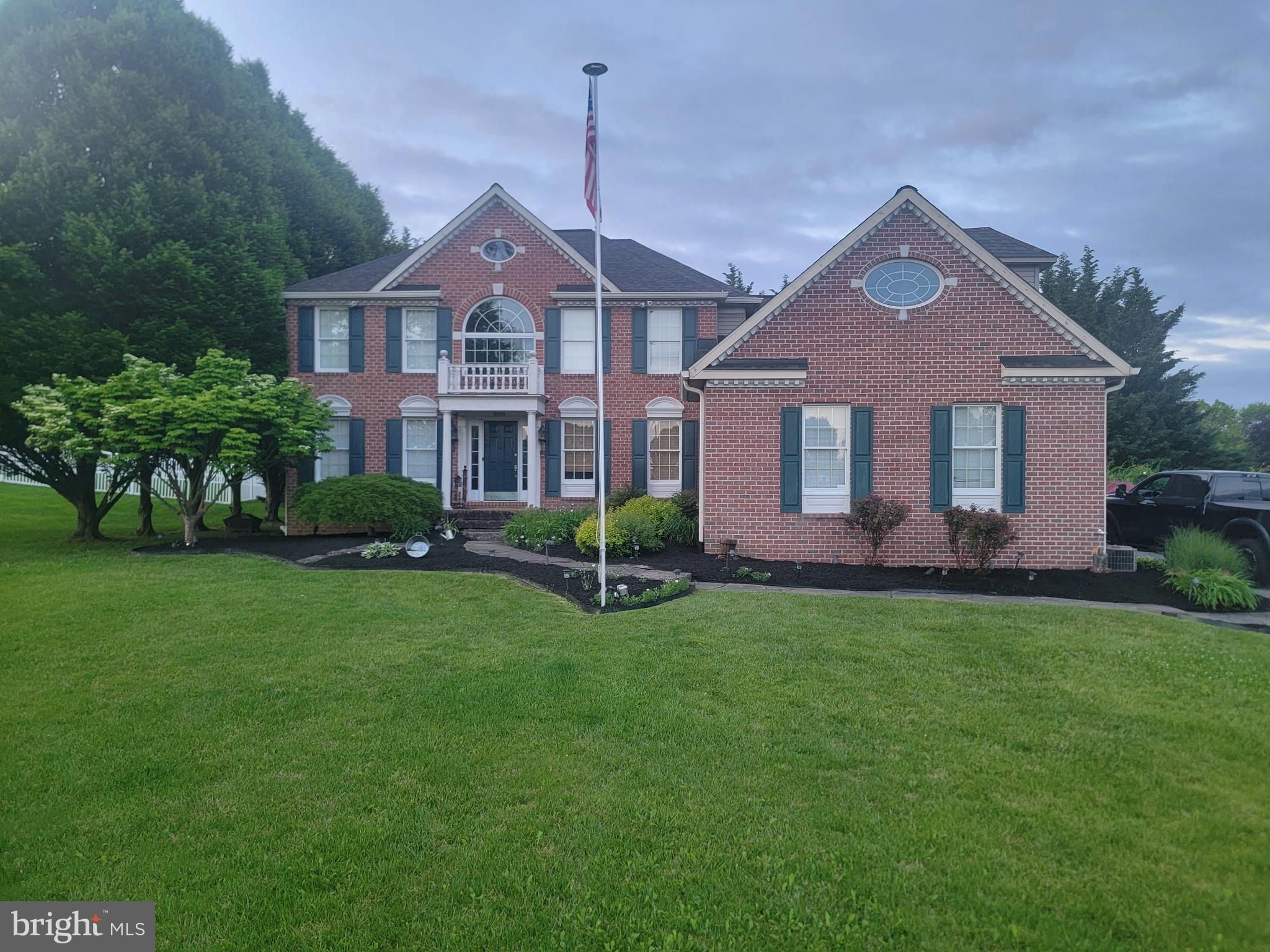 OAKMONT GREEN - Residential