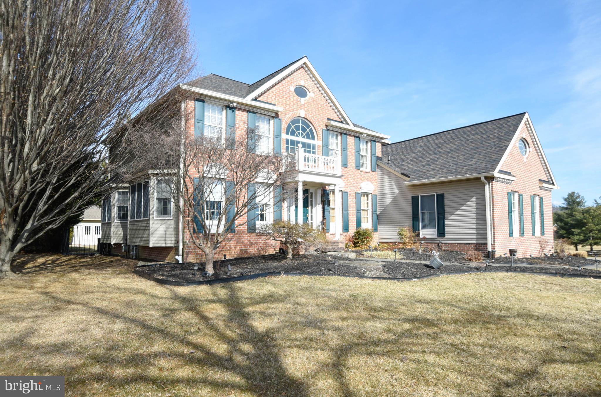 OAKMONT GREEN - Residential