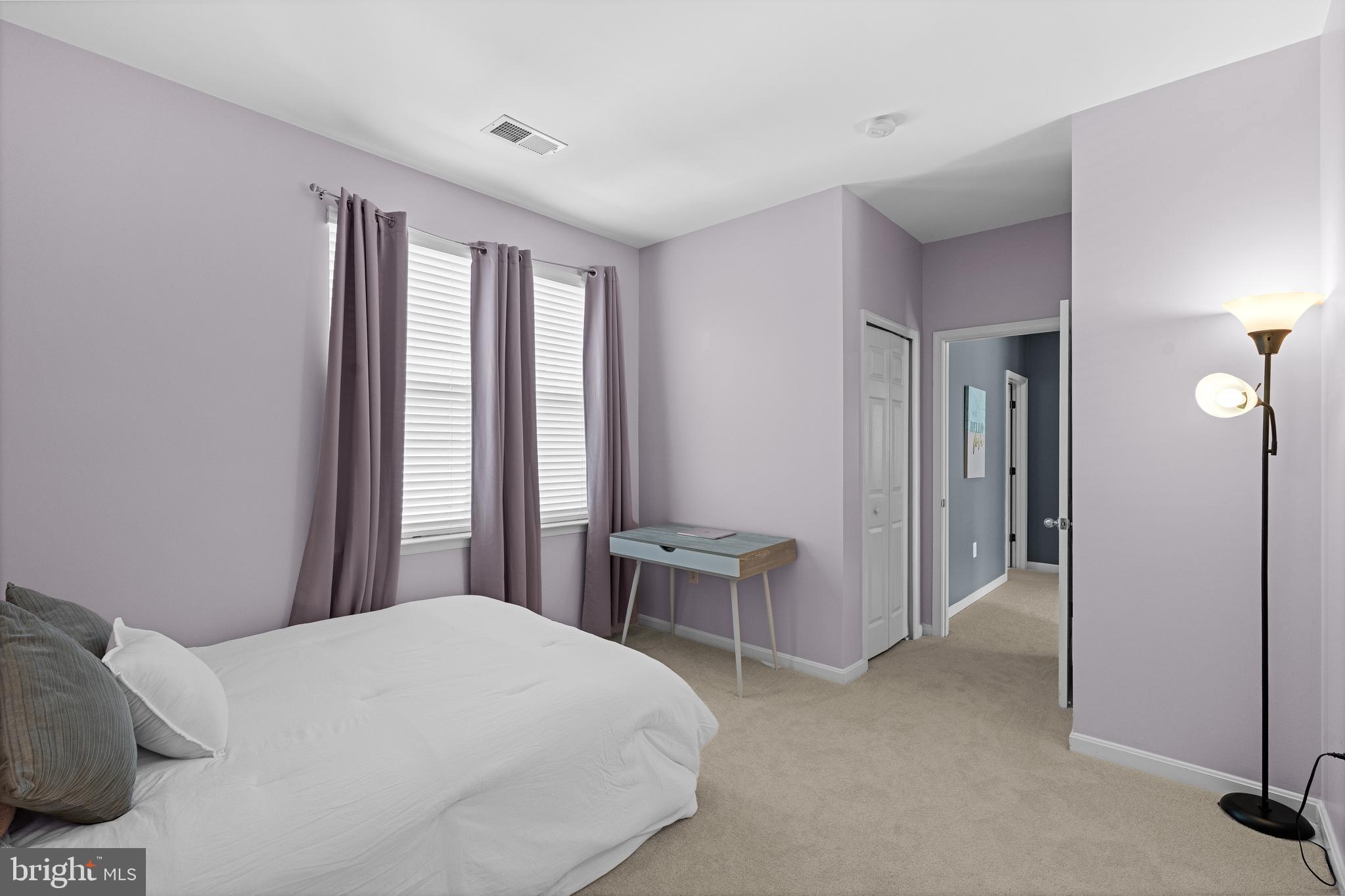 LAKE POINT ROUND HILL - Residential