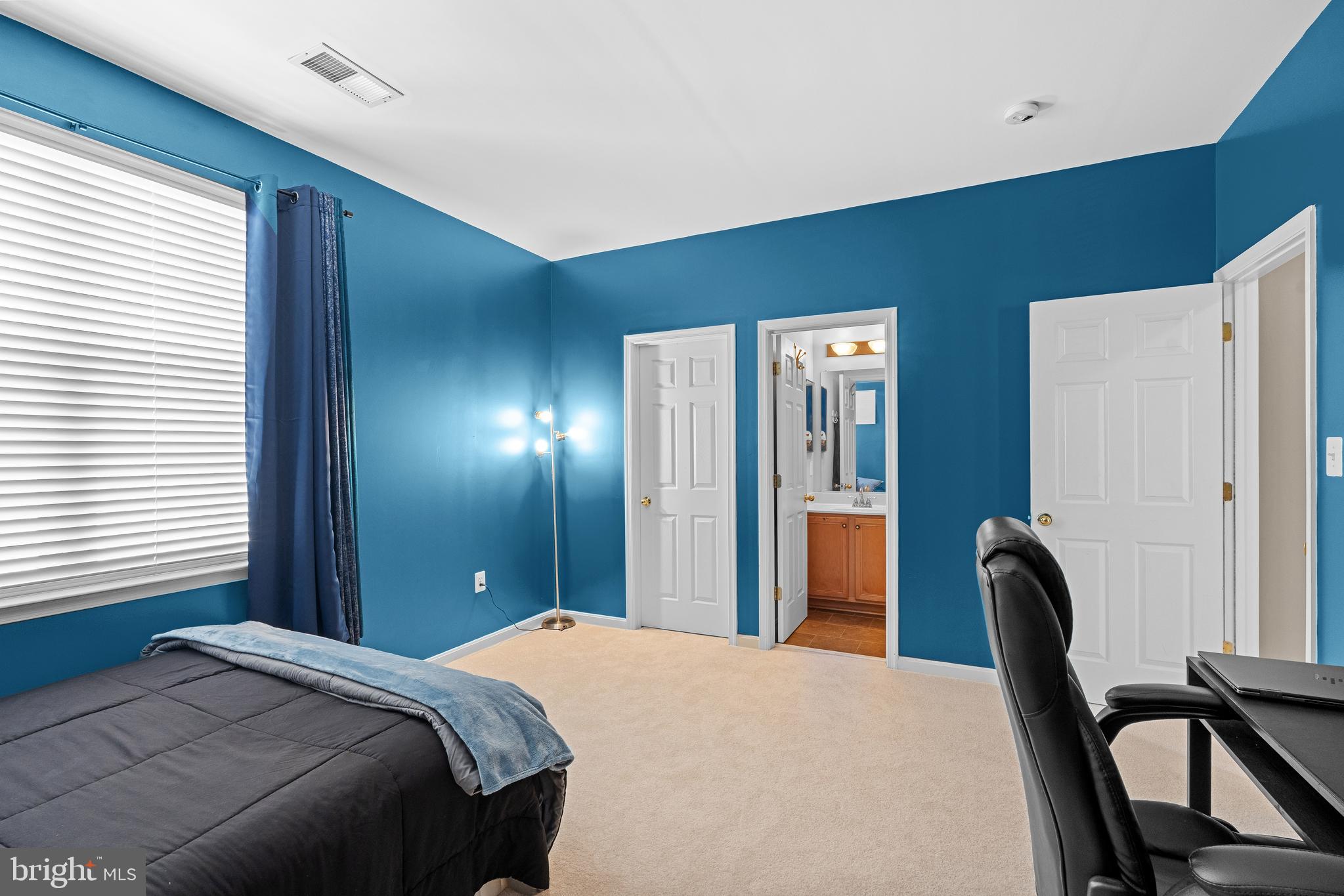 LAKE POINT ROUND HILL - Residential