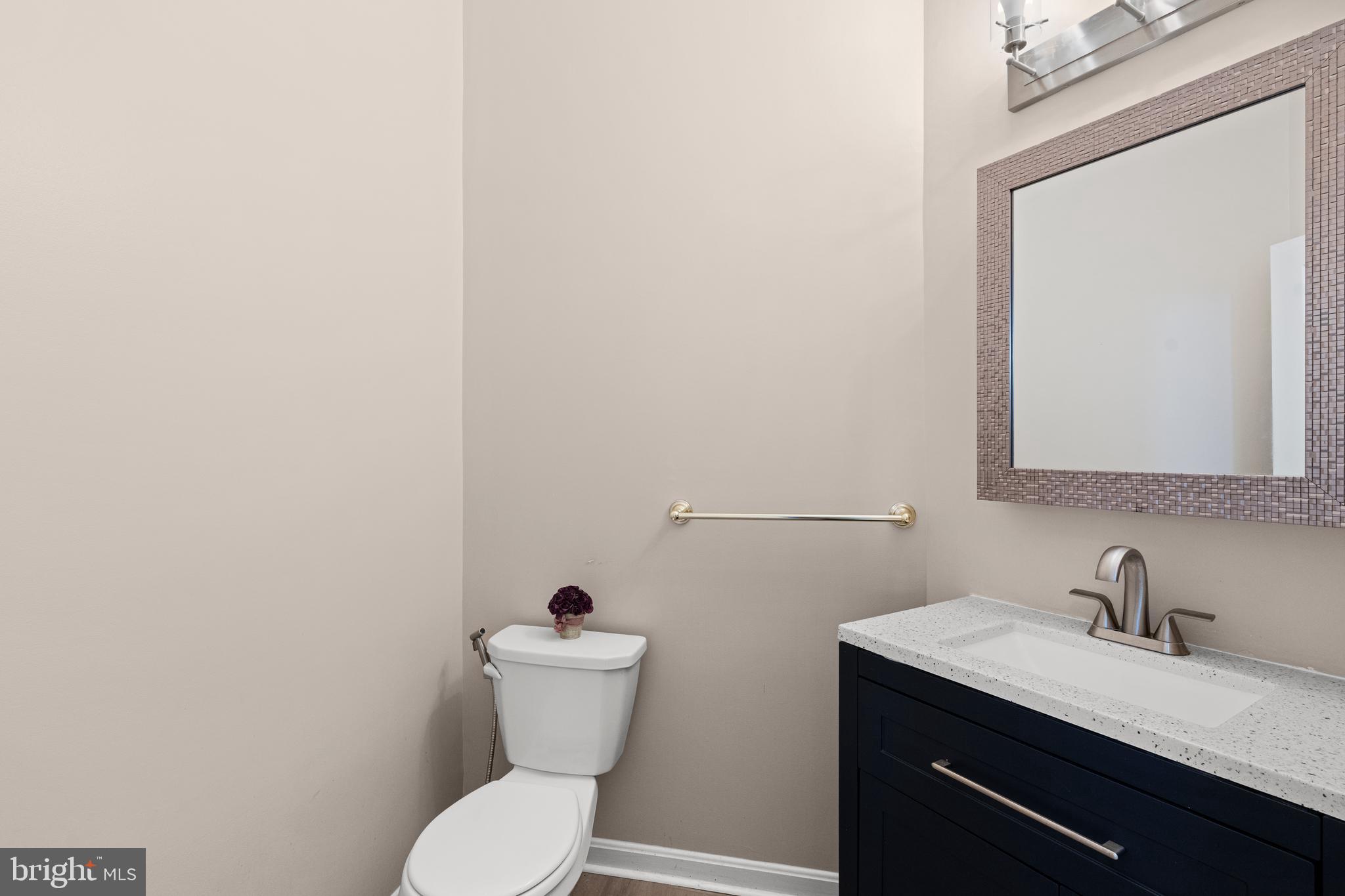 LAKE POINT ROUND HILL - Residential