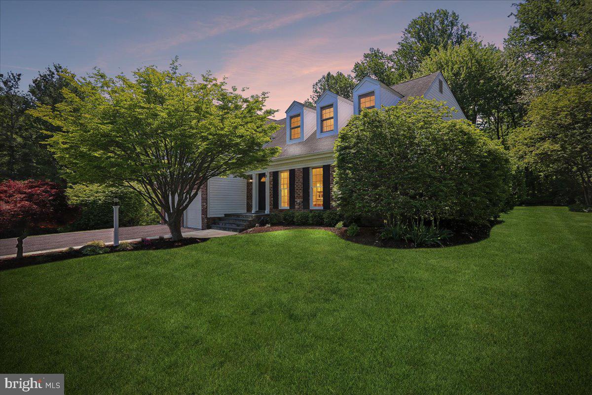 KINGS VALLEY MANOR - Residential