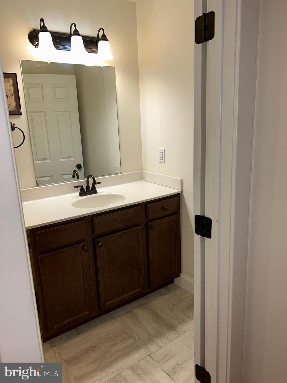 WINCHESTER HISTORIC DISTRICT - Residential Lease