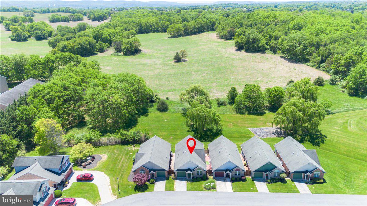 KINGS CREST - Residential