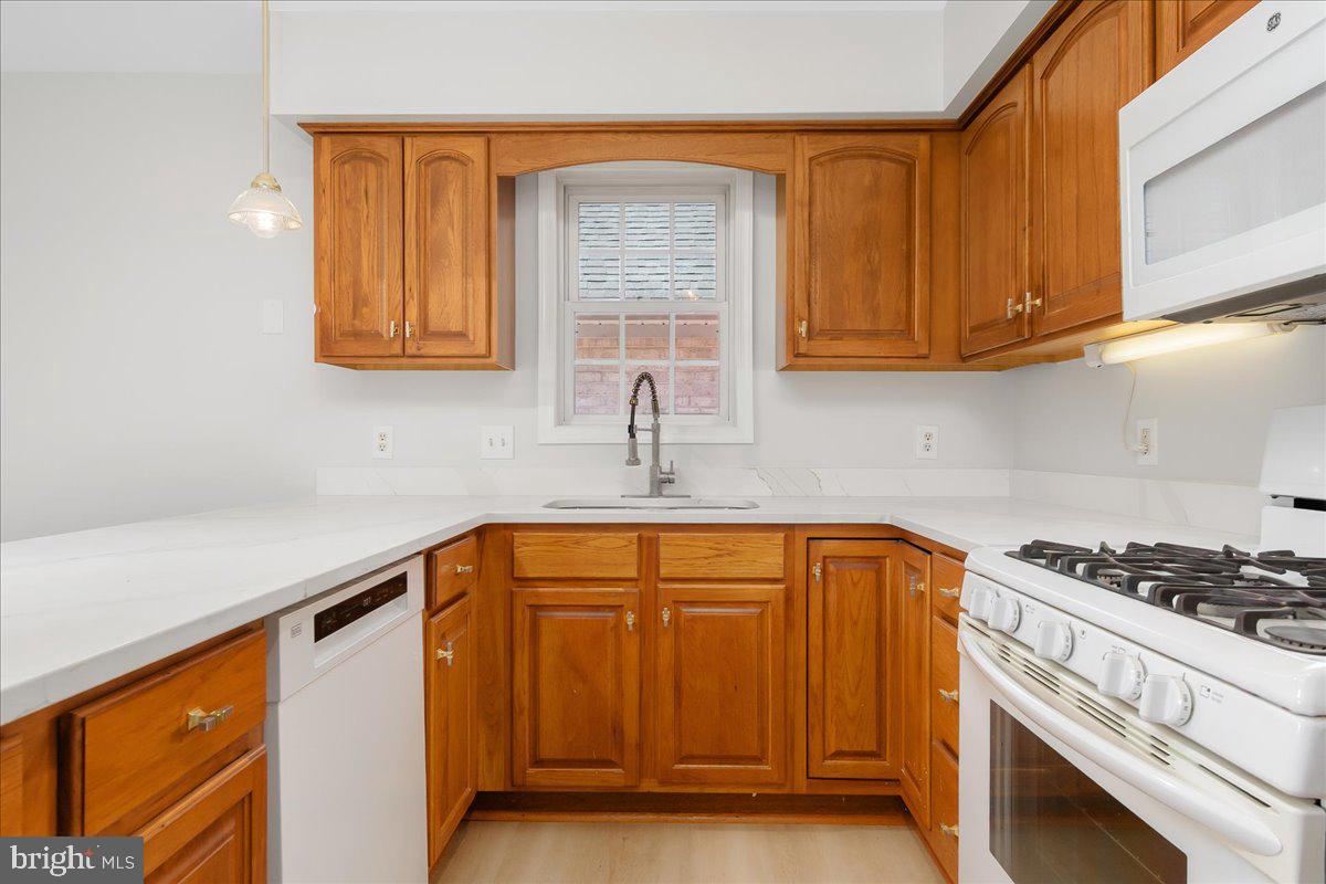KINGS CREST - Residential