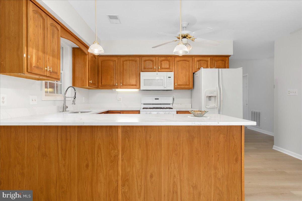 KINGS CREST - Residential