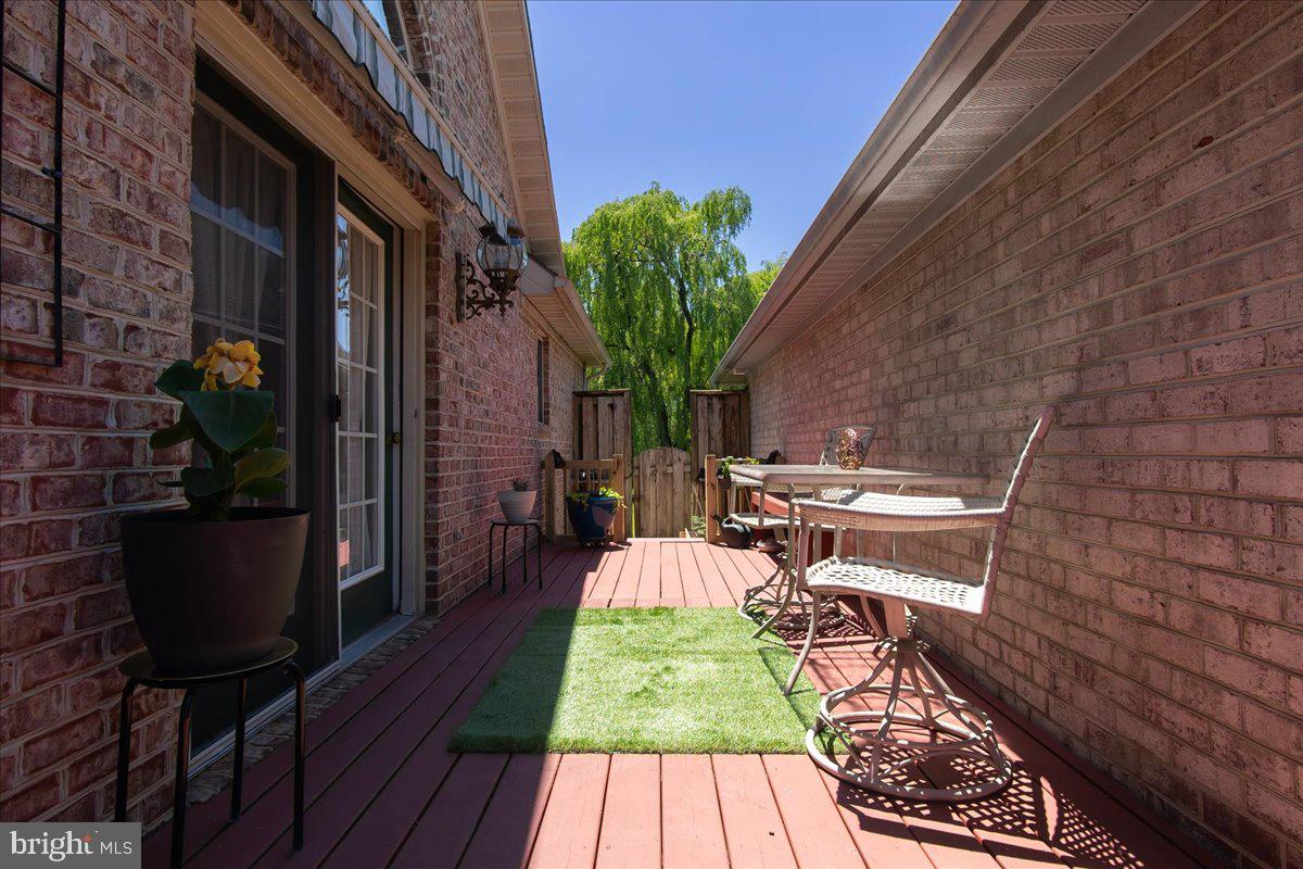 KINGS CREST - Residential