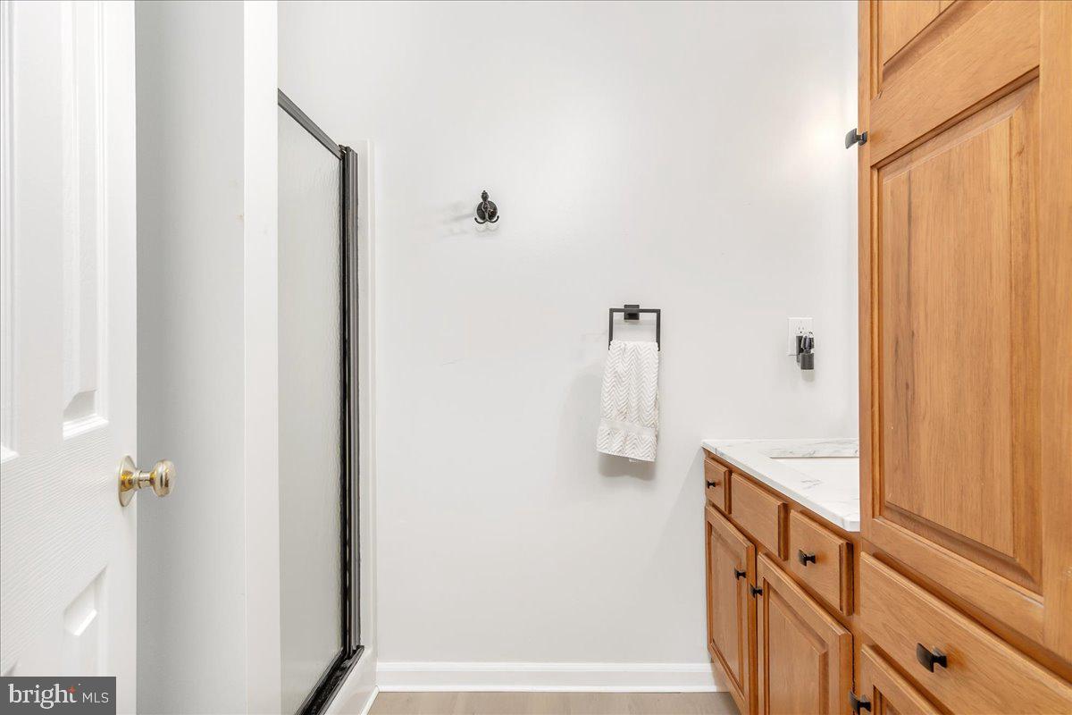 KINGS CREST - Residential