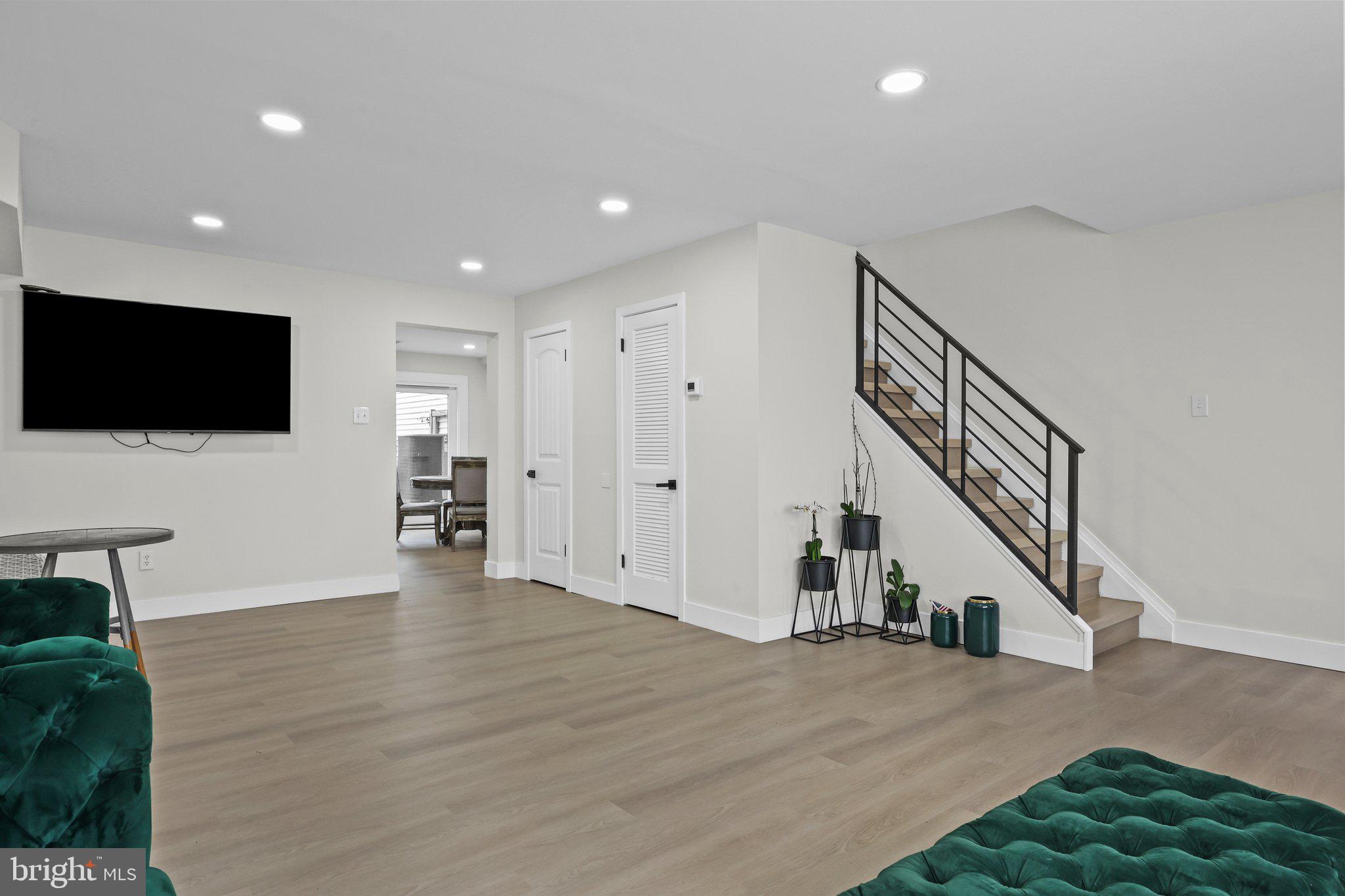 CLUSTERS - Residential