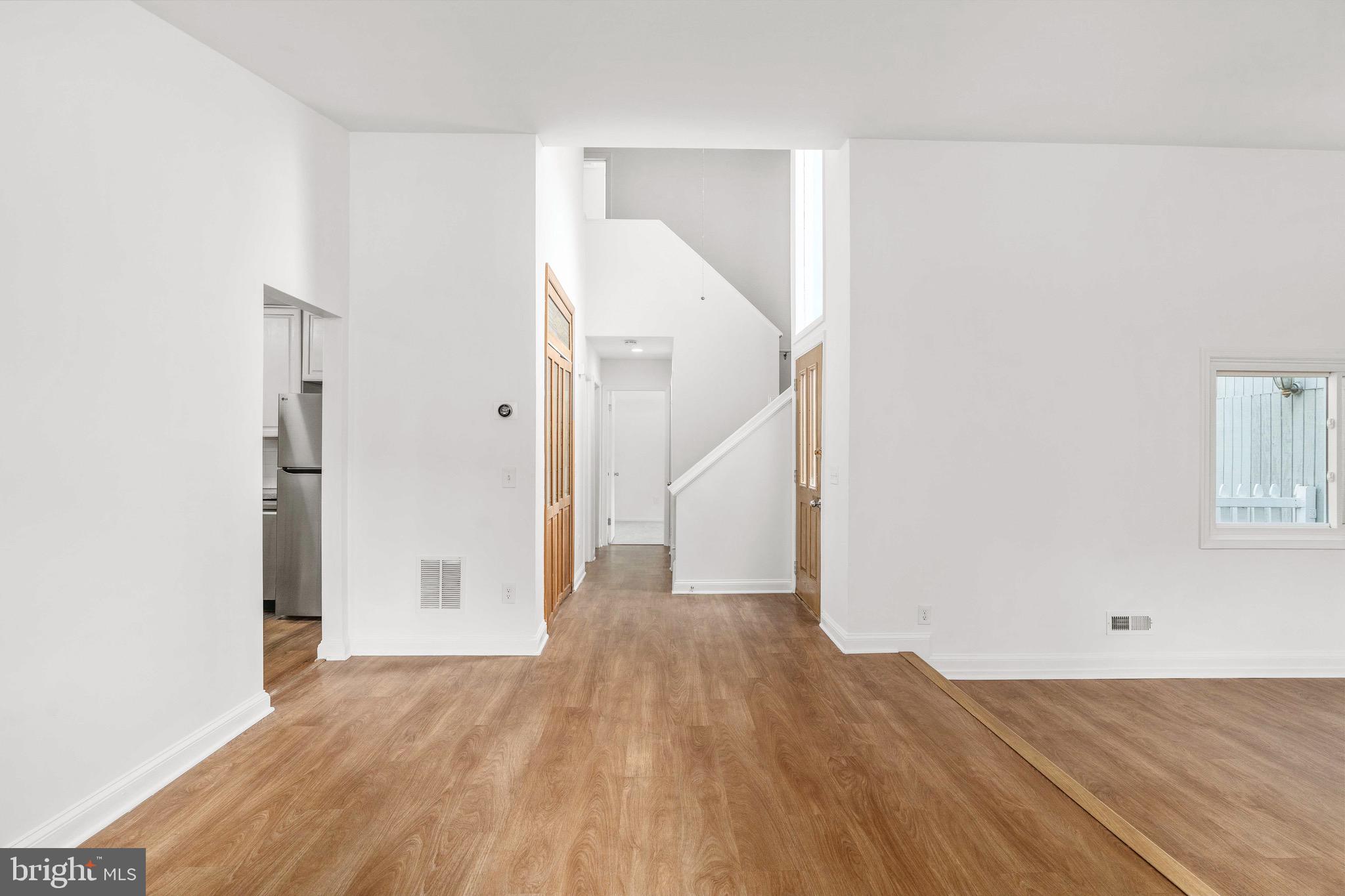 COURTS OF CHANDON - Residential