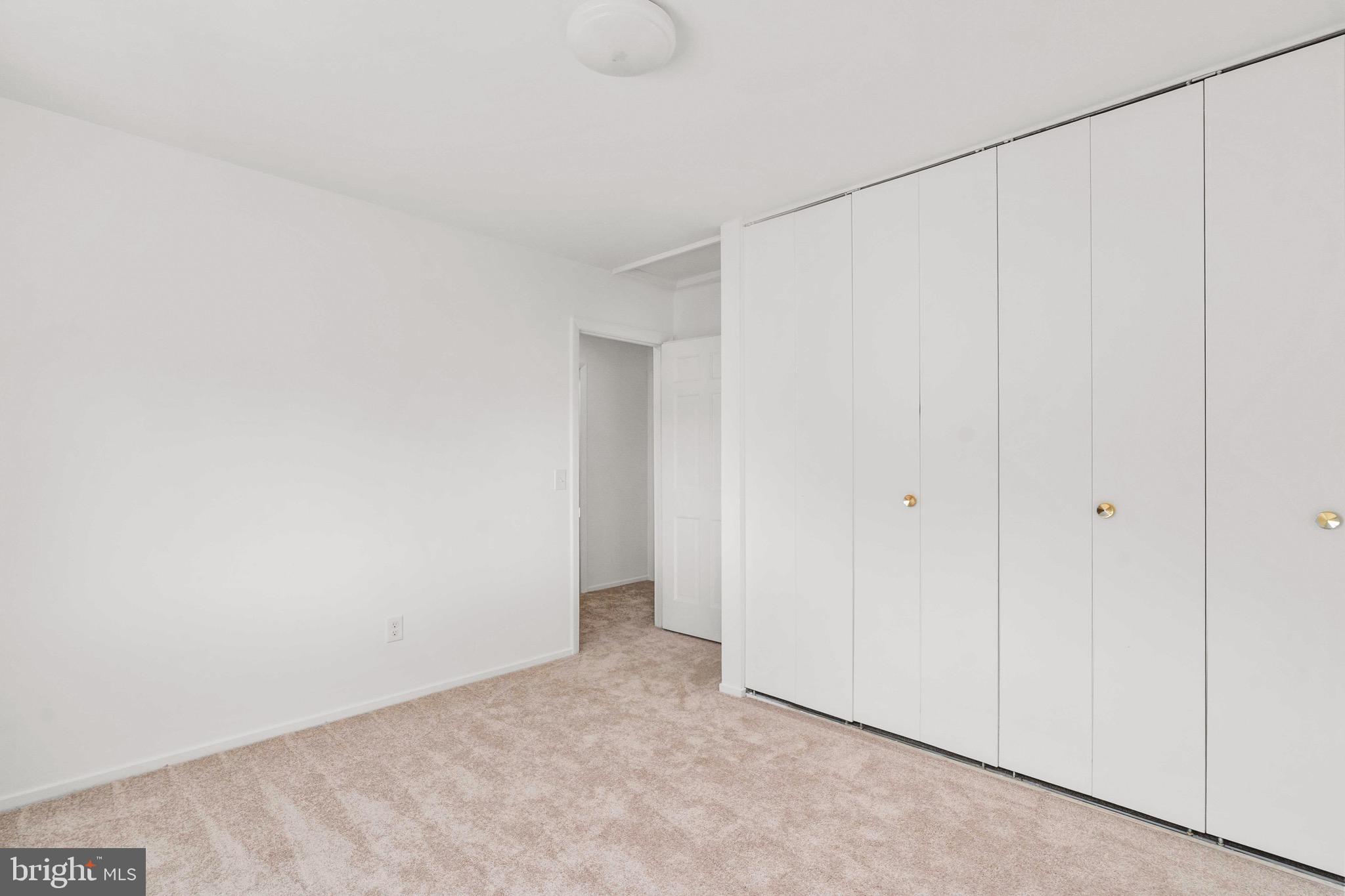 COURTS OF CHANDON - Residential