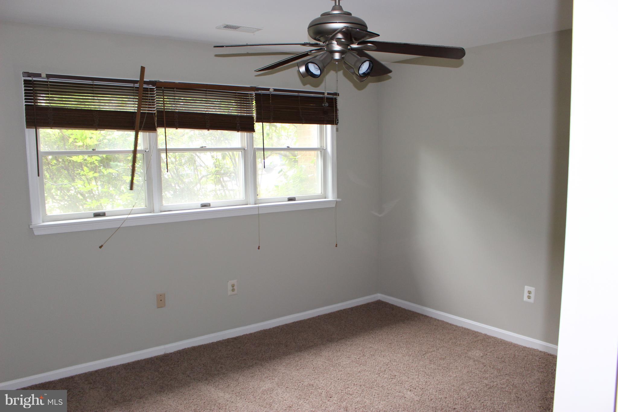 STONEYBROOK - Residential Lease