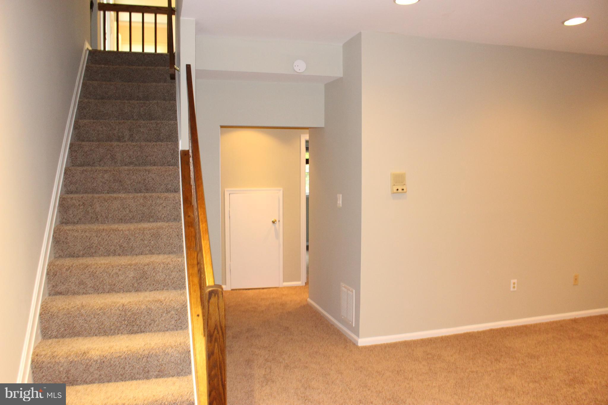 STONEYBROOK - Residential Lease