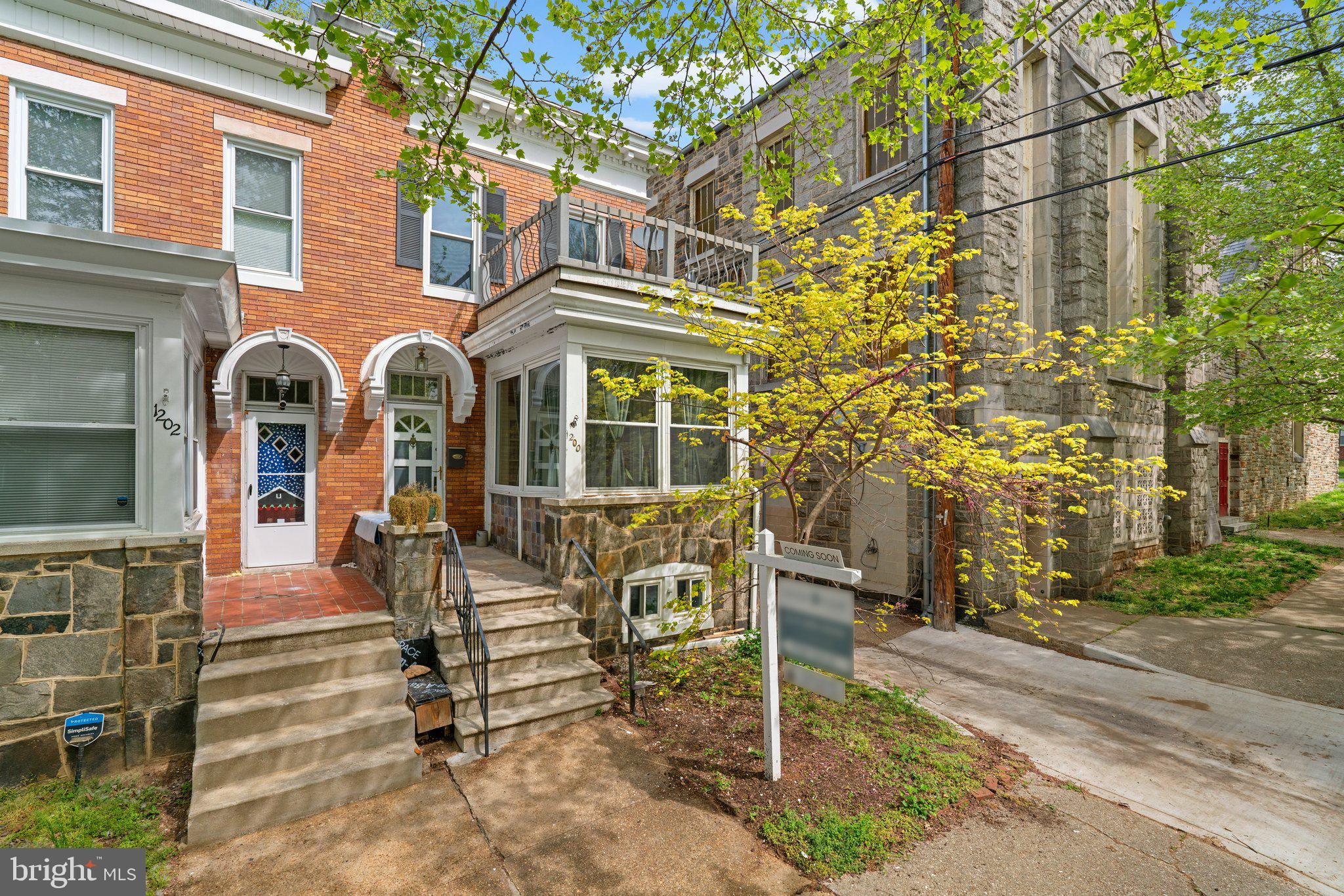 MEDFIELD - Residential