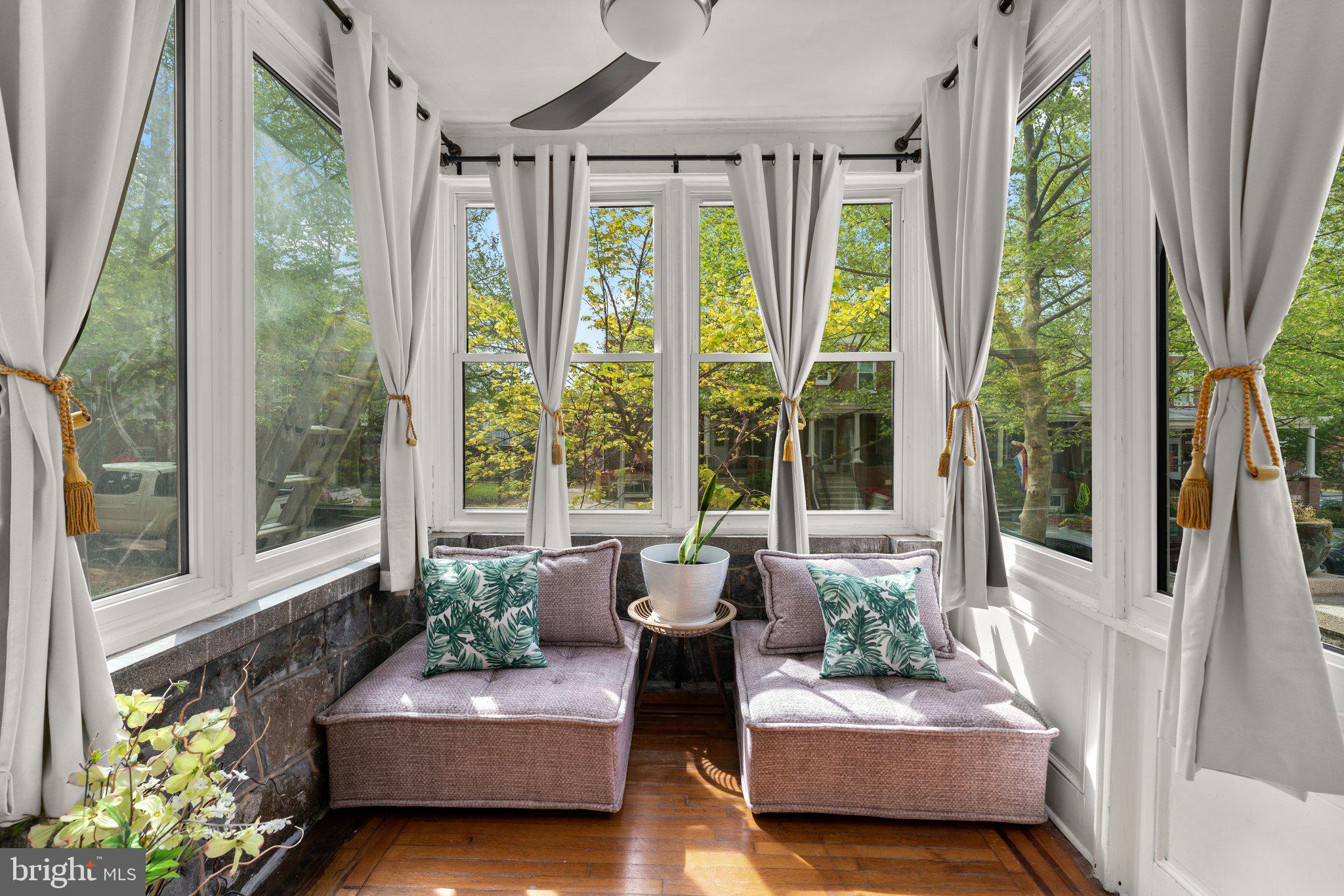 MEDFIELD - Residential