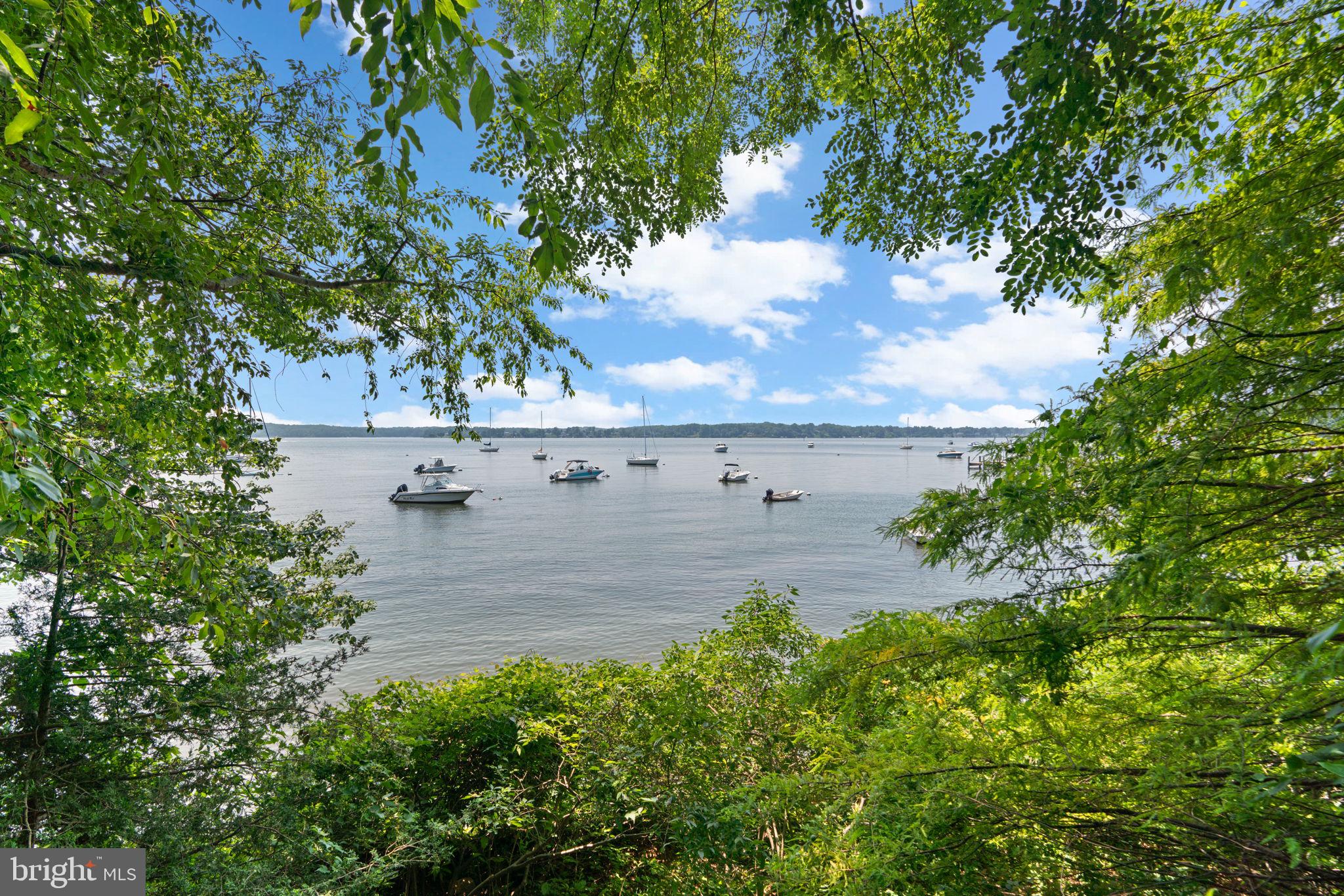 ROUND BAY - Residential