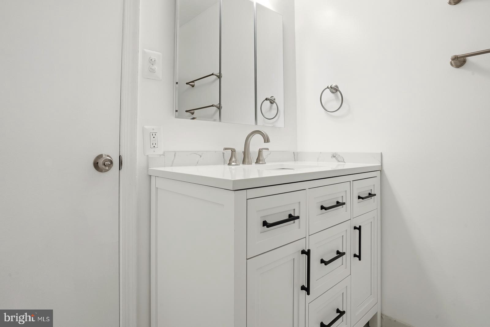 BEDFORD - Residential