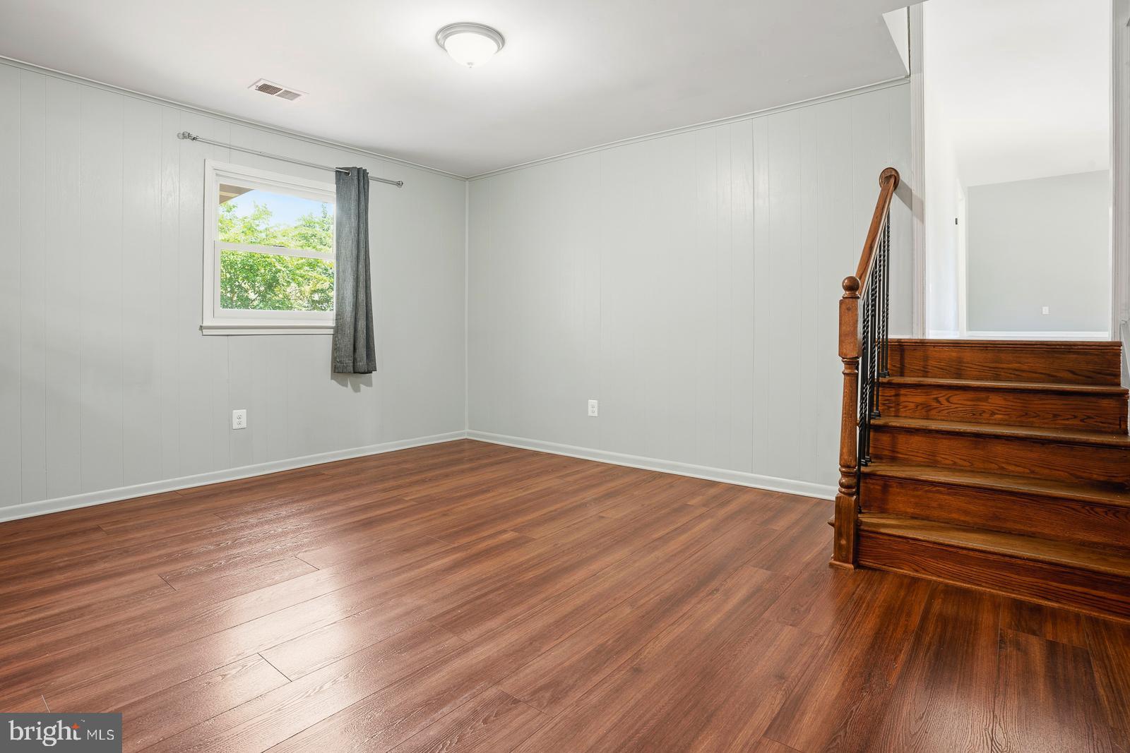 BEDFORD - Residential