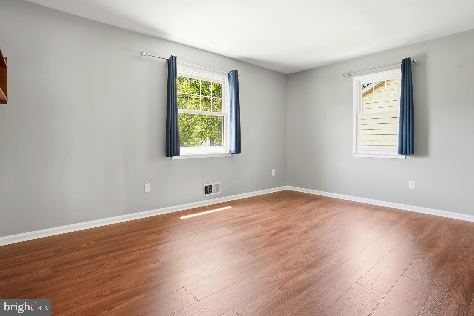 BEDFORD - Residential