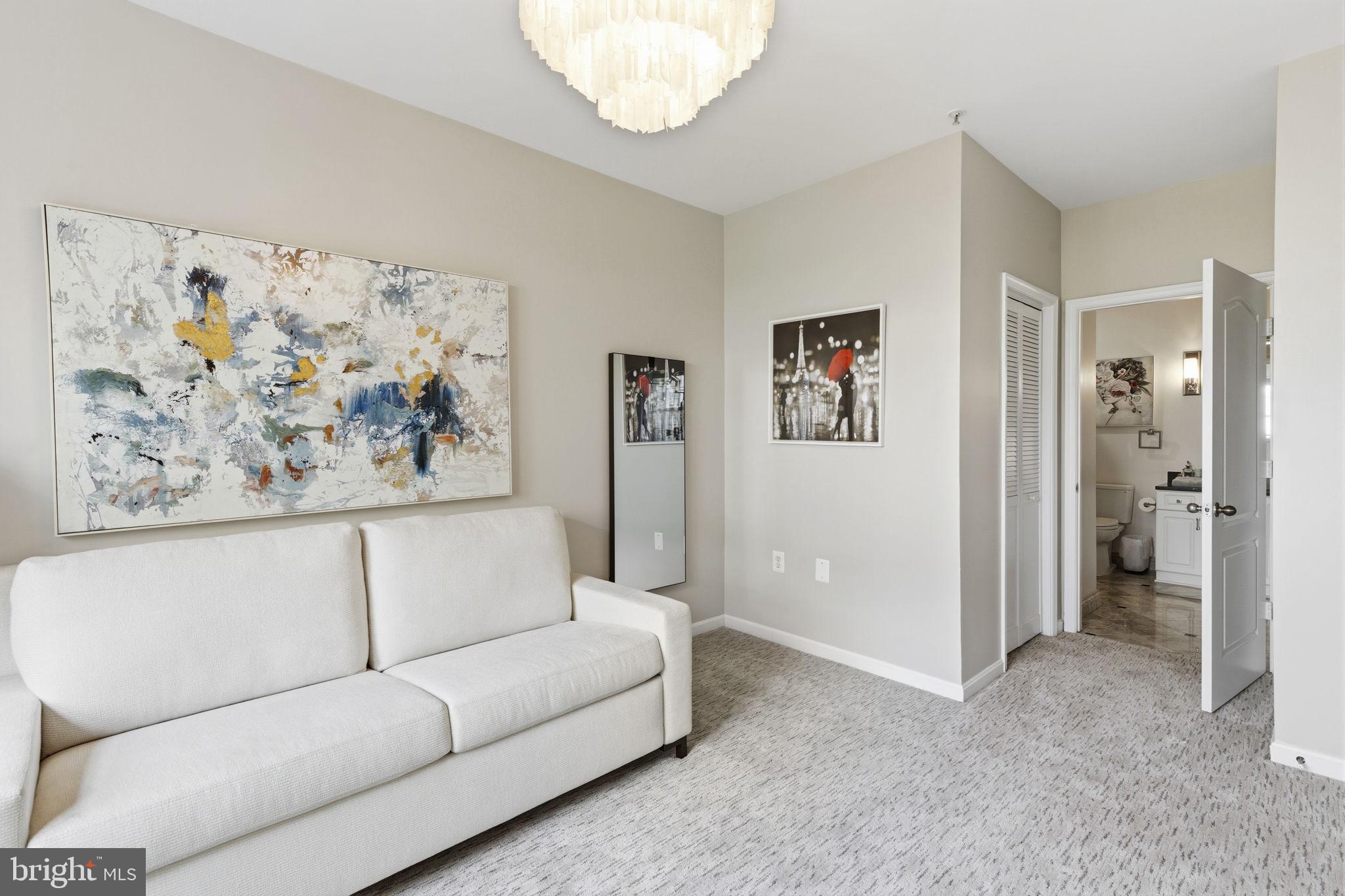 HIGH VIEW AT HUNT VALLEY - Residential