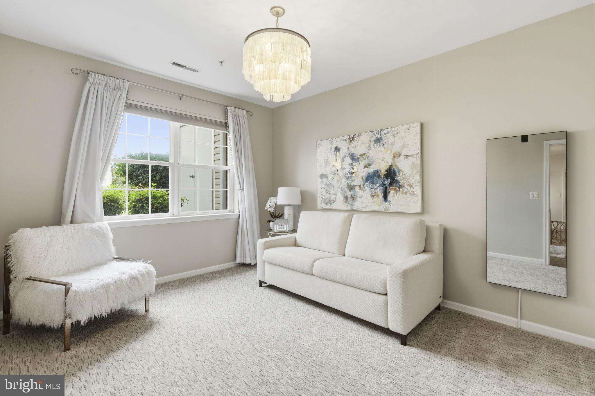 HIGH VIEW AT HUNT VALLEY - Residential