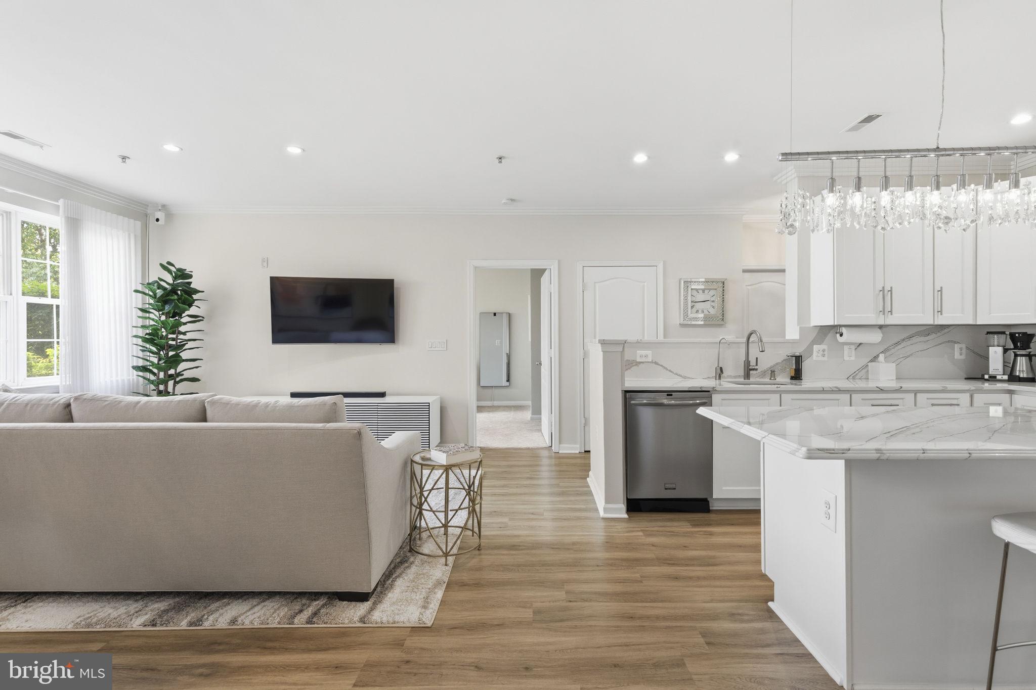 HIGH VIEW AT HUNT VALLEY - Residential