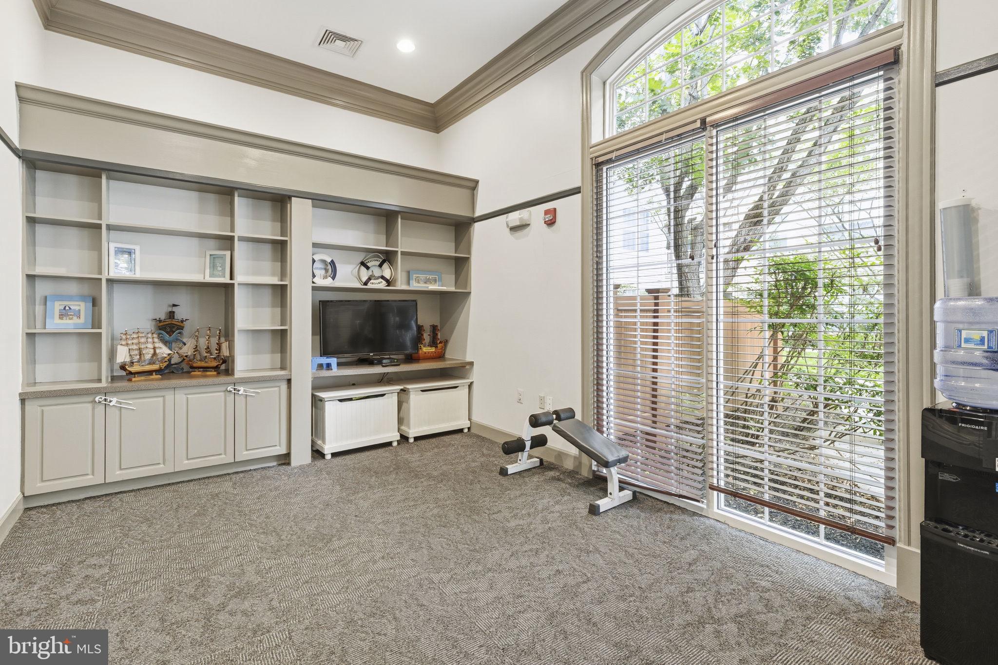 HIGH VIEW AT HUNT VALLEY - Residential