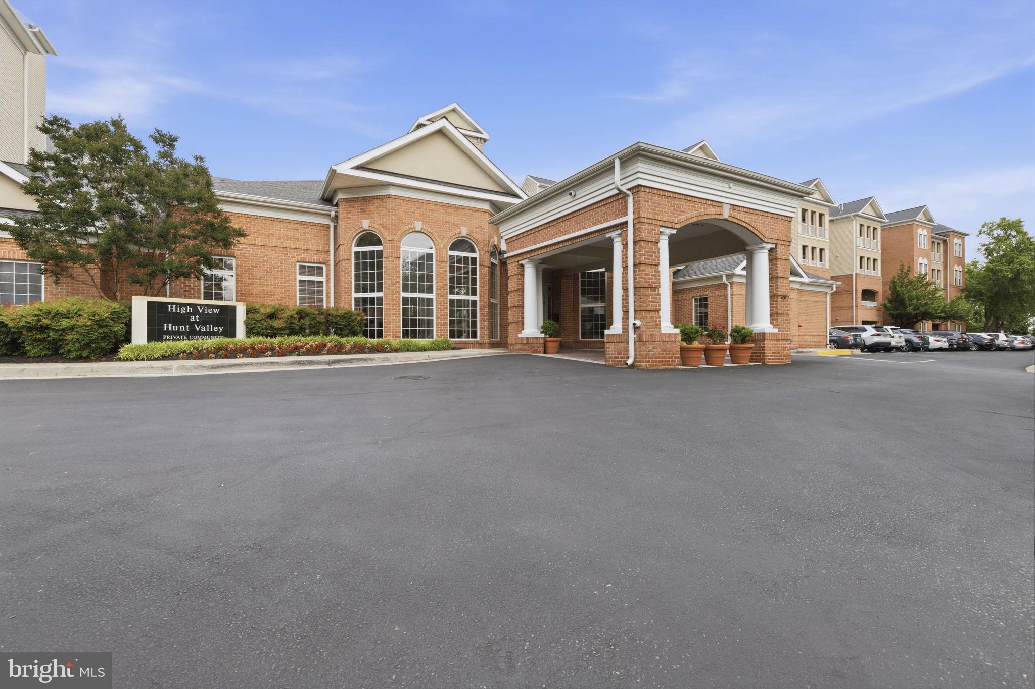 HIGH VIEW AT HUNT VALLEY - Residential