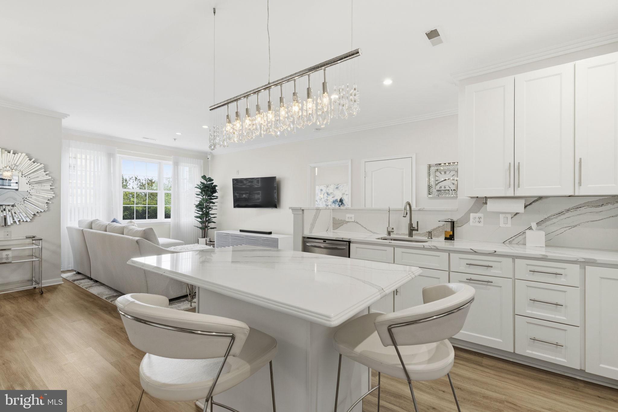 HIGH VIEW AT HUNT VALLEY - Residential